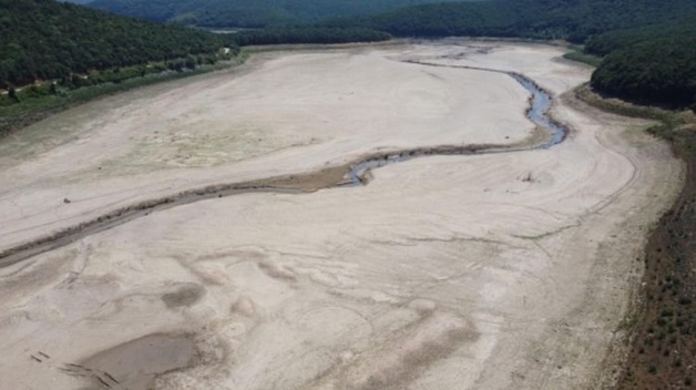 В Турции испарились два водохранилища, которые поставляли пресную воду в Стамбул