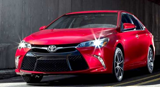 Прокурору подарили 570 тысяч на новую Toyota Camry