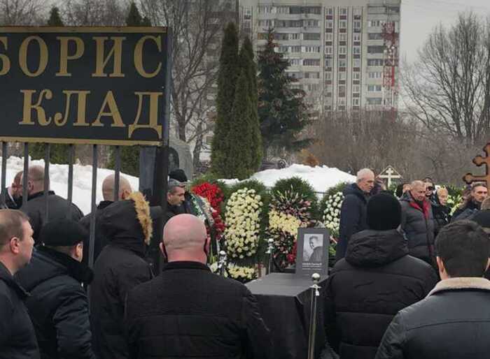 В Москве похоронили Навального