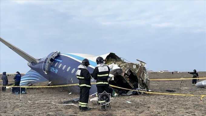 Видео последней минуты: пассажир заснял моменты перед катастрофой Embraer в Актау