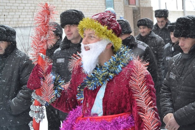 Новый год до отбоя. Как встречали 2018 год в российских колониях