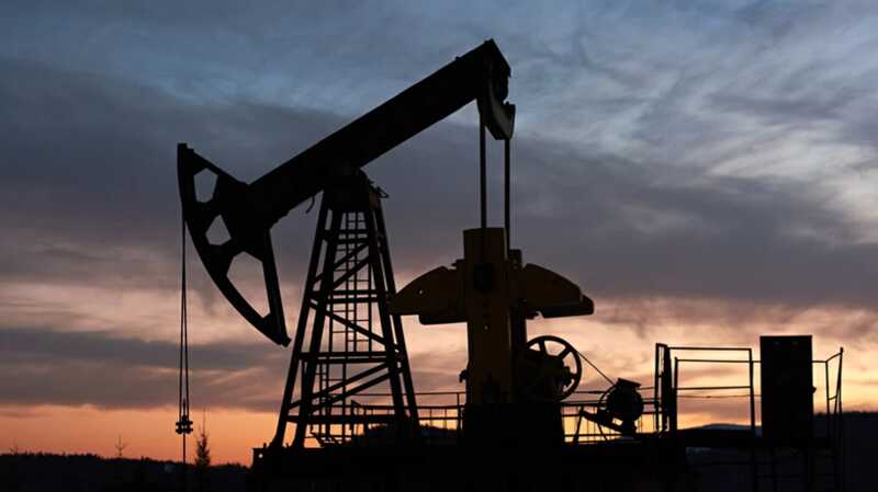 Цена на нефть снизилась до годового минимума