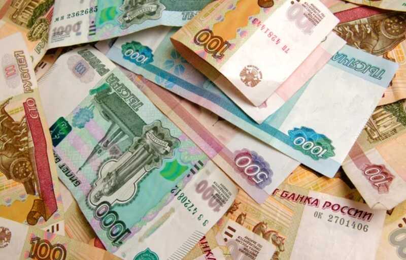 Девушка потеряла более 20 миллионов рублей на встрече с мошенником