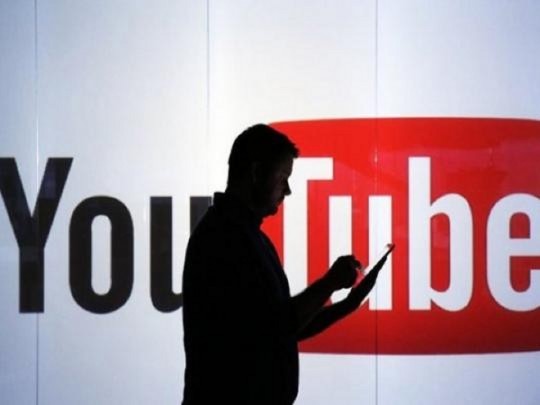 YouTube удалил видео Юрия Дудя и Леонида Парфенова: названа причина