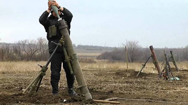 Боевики обстреляли Харцызск: погибли мирные жители