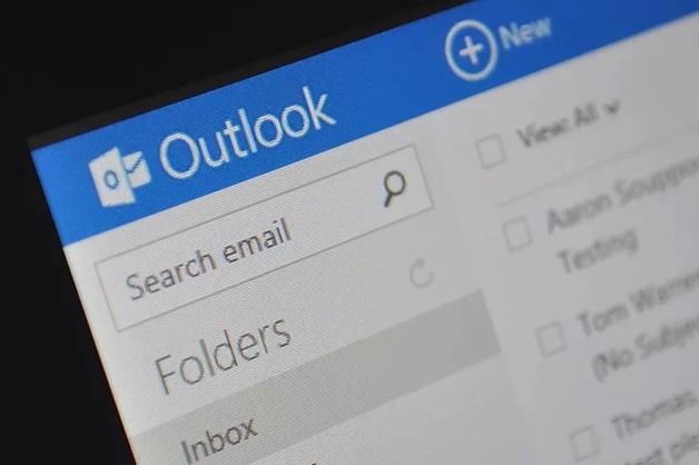 В Microsoft заявили о хакерском взломе почтового сервиса Outlook