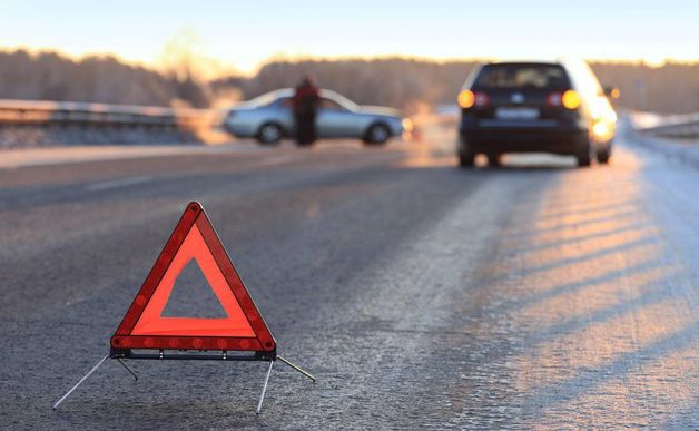 Под Харьковом в ДТП с фурой погибли три человека