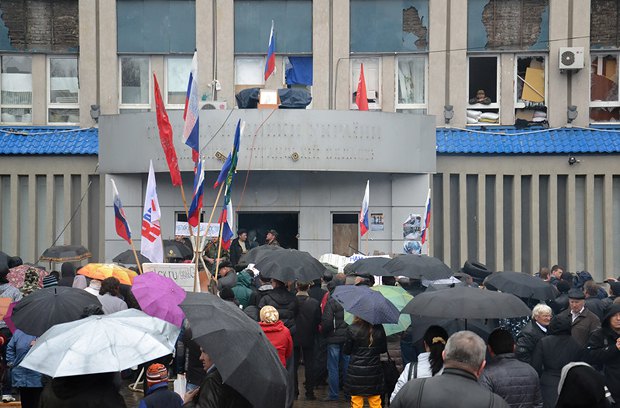 Захоплене СБУ, Луганськ, квітень.