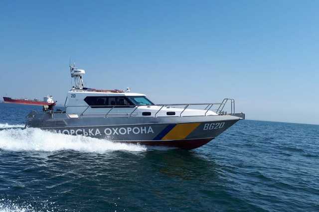 Пограничники спустили на воду катера Морской охраны