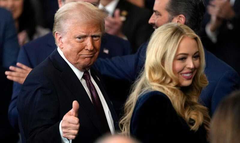 Дональд Трамп стал дедушкой в одиннадцатый раз: у Тиффани родился первенец