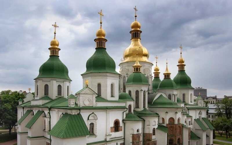 Власти увеличивают давление на Украинскую православную церковь